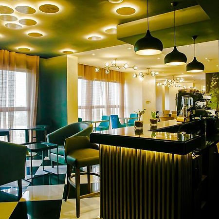 Royal Residences By Design Union Aliayabiagba Extérieur photo