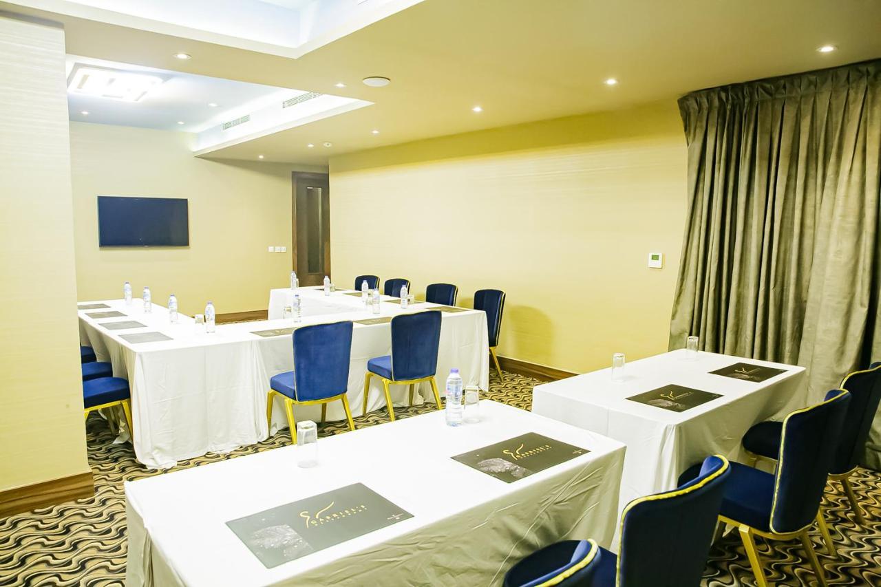 Royal Residences By Design Union Aliayabiagba Extérieur photo